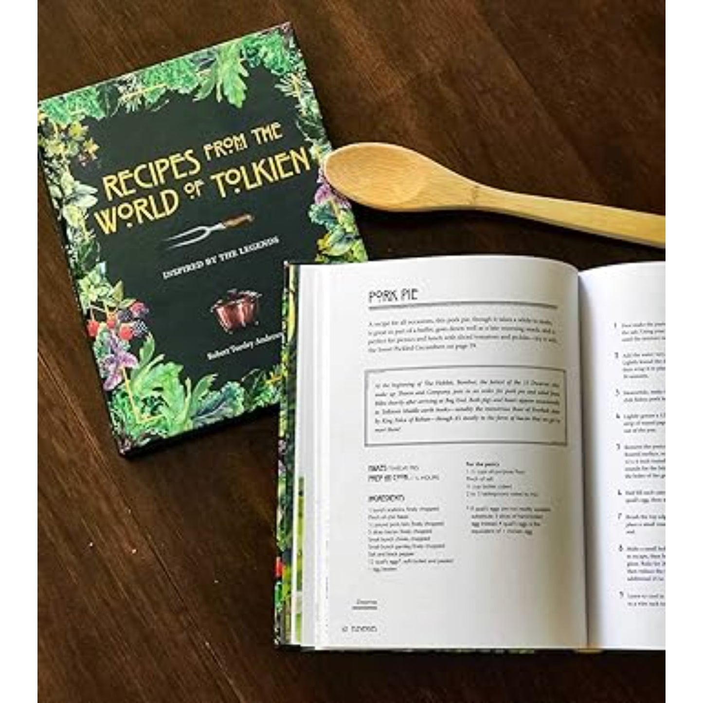 Recipes from the World of Tolkien - Cookbook